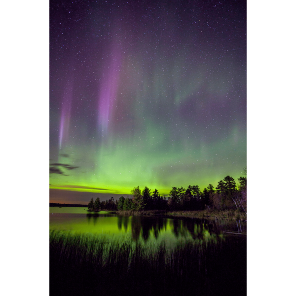 Boulder-Lake-Lights-2-sfw-min